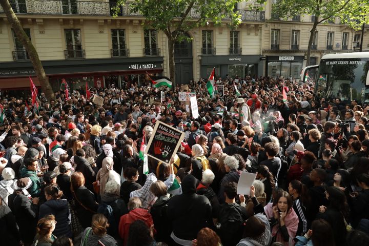 Συγκέντρωση υπέρ των αμάχων στην Γάζα στο Παρίσι