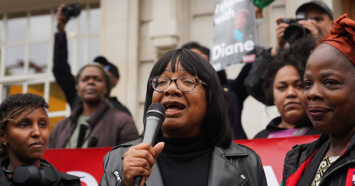 Diane Abbott s’engage à rester députée malgré un conflit de travail