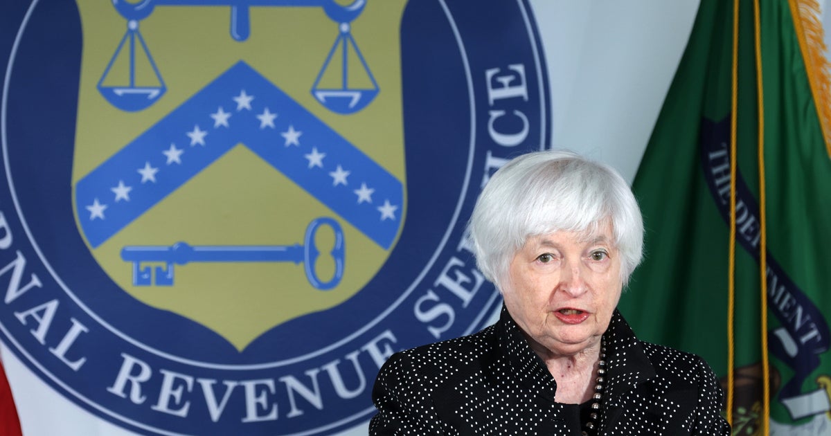 IRS Expanding Program That Lets Taxpayers File Directly For Free