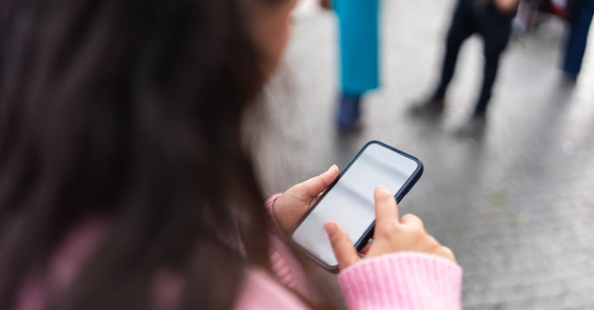 The Best Privacy Screen Protectors For Smartphones | HuffPost Life