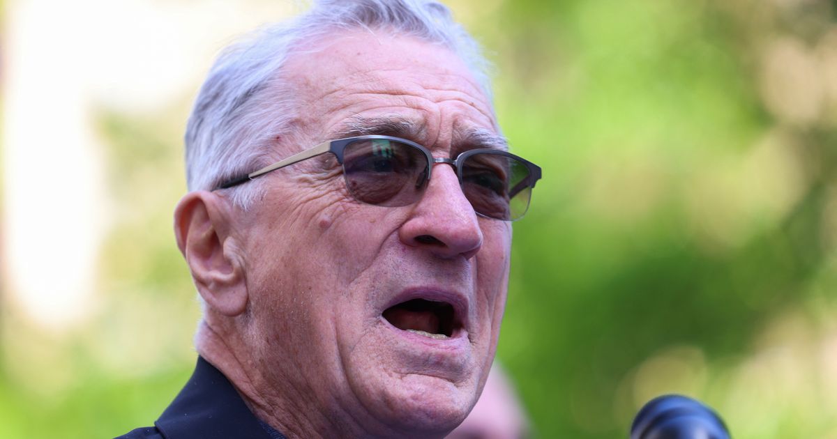 Robert De Niro Is Stripped Of Award After Trump Takedown At Courthouse |  HuffPost Entertainment