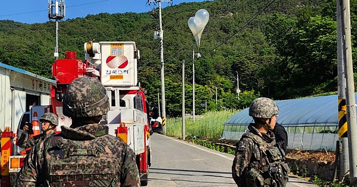La Corée du Nord envoie des centaines de ballons transportant des déchets supplémentaires en Corée du Sud