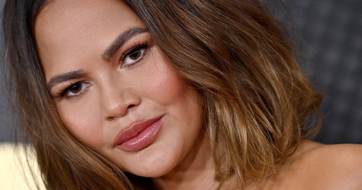 Chrissy Teigen Rattled By ‘Worst Nightmare’ During Airplane Takeoff