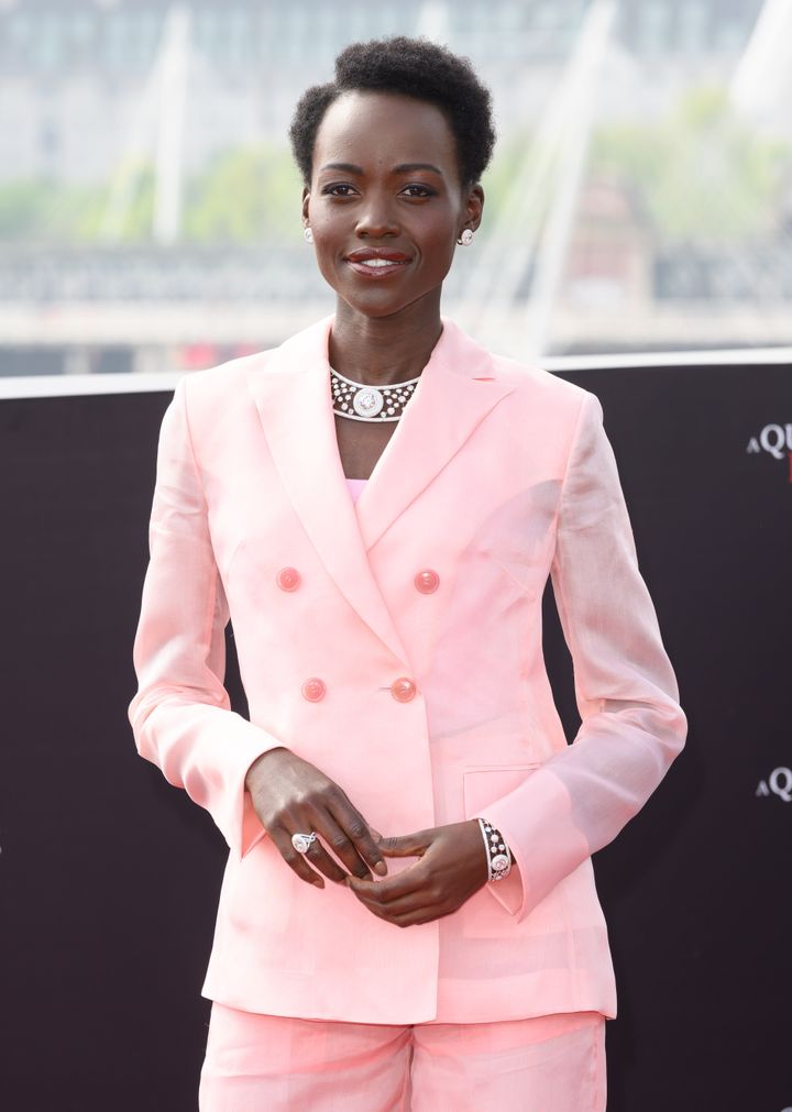 Lupita Nyong'o fotografada em 01 de maio de 2024 em Londres, Inglaterra.