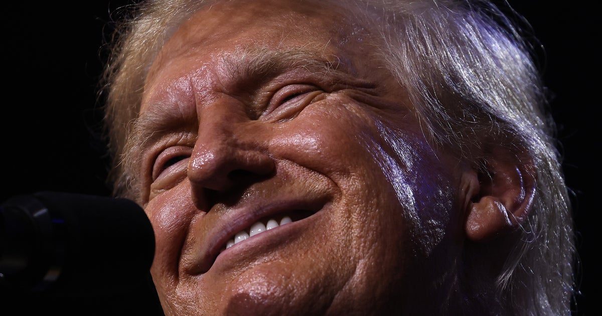 'Daily Show' Exposes Trump's Most Baffling Campaign Move Yet