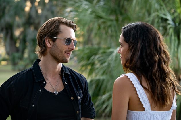 Glen Powell and Adria Arjona share the screen in Hit Man