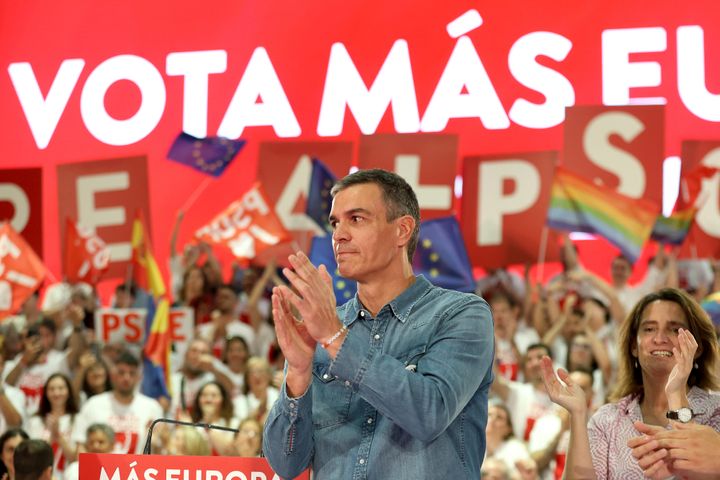 O Πρωθυπουργός της Ισπανίας, Πέδρο Σάντσεθ στην τελευταία συγκέντρωση του Σοσιαλιστικού Κόμματος πριν τις Ευρωεκλογές (7 Ιουνίου 2024)