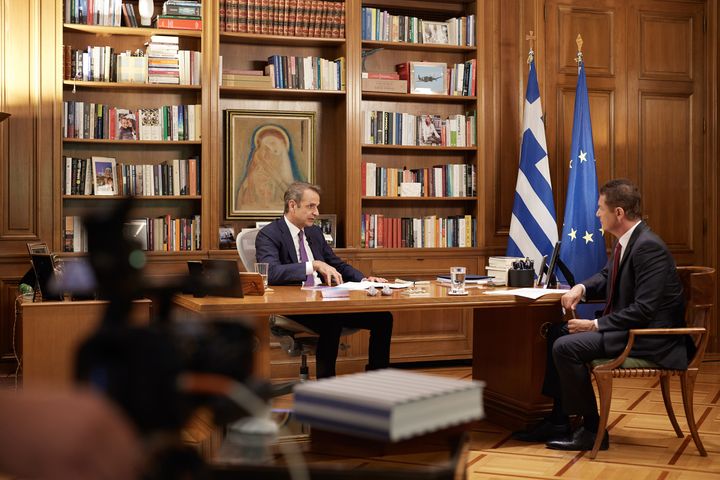 Συνέντευξη του Πρωθυπουργού Κυριάκου Μητσοτάκη στο κεντρικό δελτίο ειδήσεων του Alpha και στον δημοσιογράφο Αντώνη Σρόιτερ. Τρίτη 11 Ιουνίου 2024
