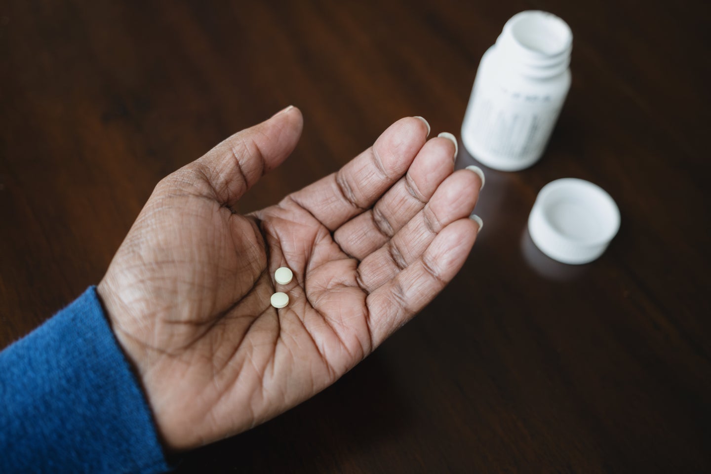 Image showcasing Is Tylenol Or Advil Better For Pain? | HuffPost Life