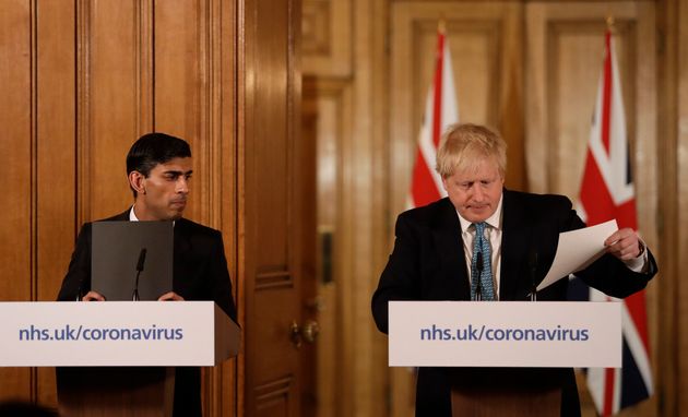 Sunak and Johnson at a No.10 press conference