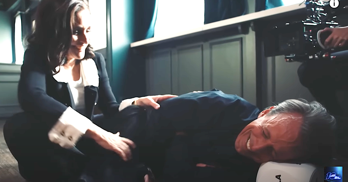 A Drunk Seth Meyers Tells Julia Louis-Dreyfus The Most Vile 'SNL' Reject Joke