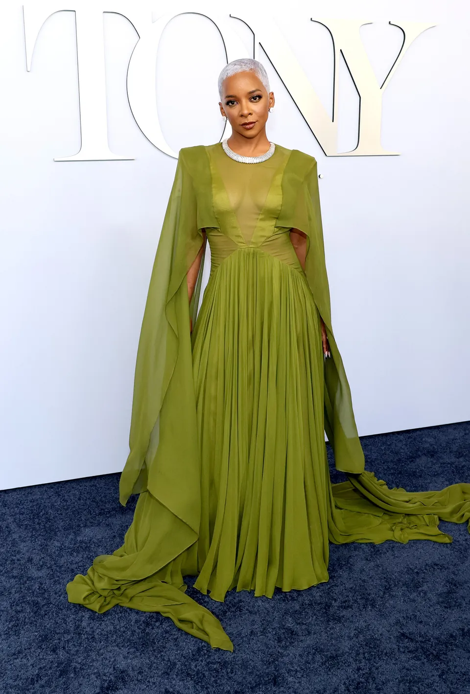 Tony Awards 2024 Red Carpet: The Best Looks | HuffPost Entertainment