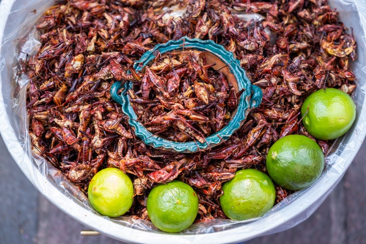 Chapulines: Ένα τραγανό σνακ φτιαγμένο από τηγανητές ακρίδες