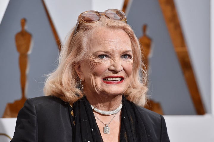 A atriz Gena Rowlands, mais conhecida do público moderno por sua atuação em "O caderno," tem doença de Alzheimer.