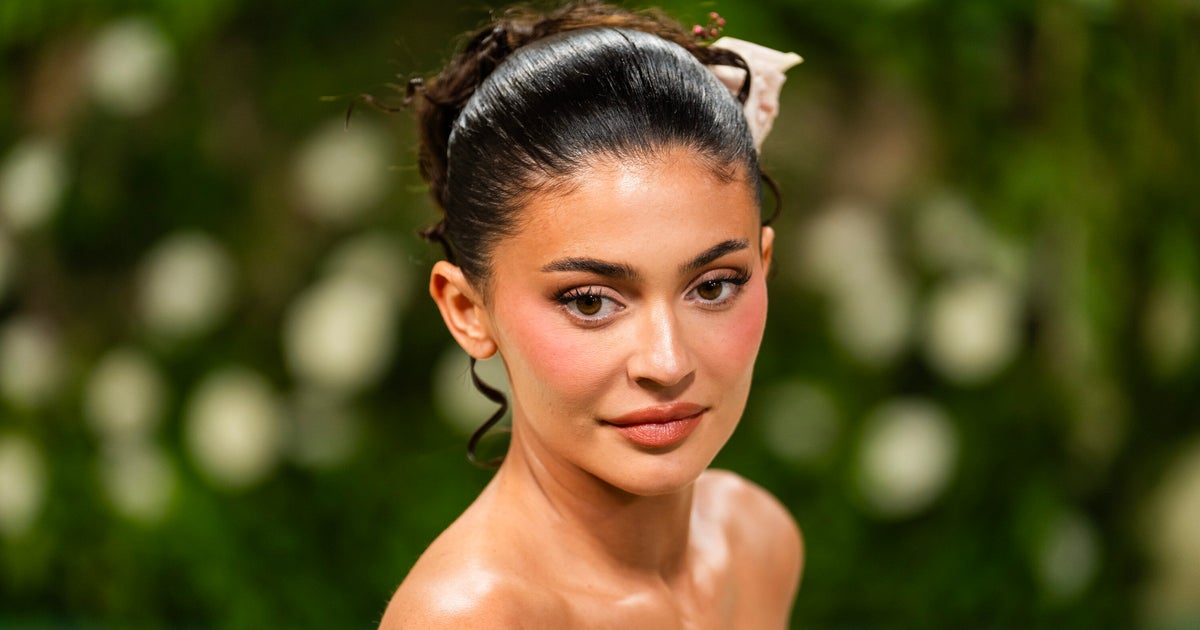 Why Kylie Jenner Crying Over ‘Nasty’ Comments About Her Looks Is Problematic