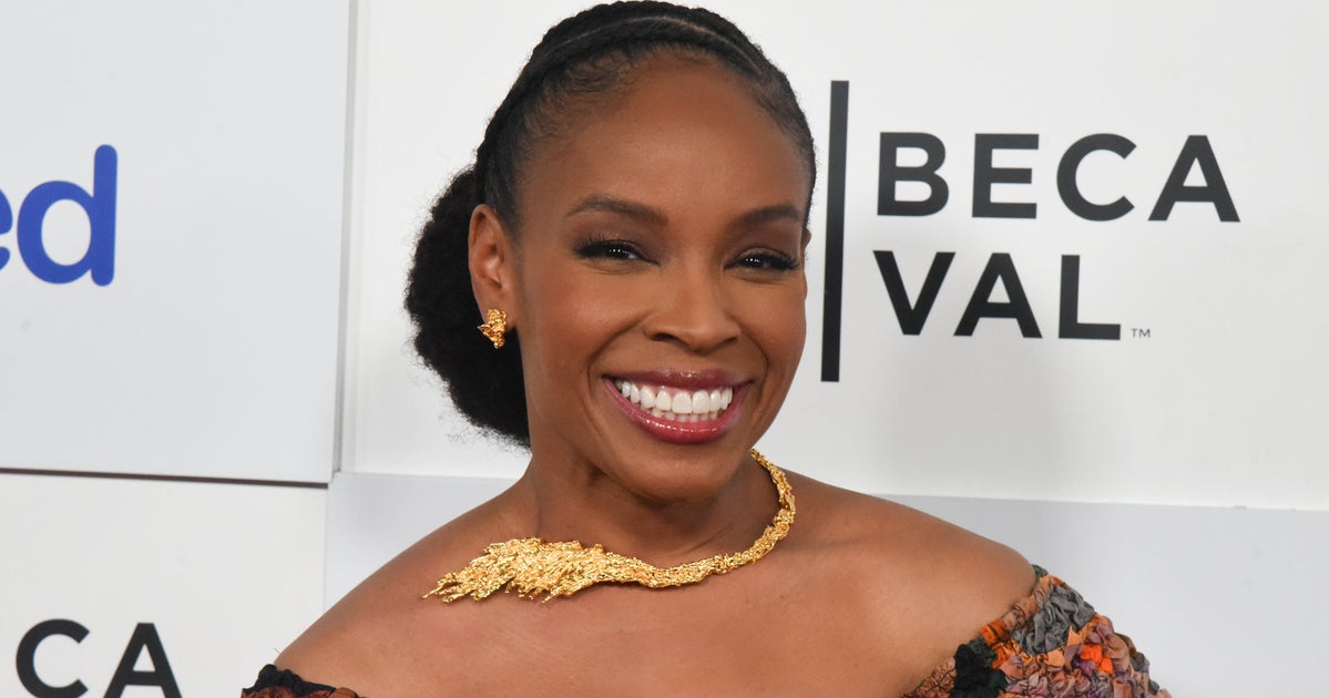 Amber Ruffin Celebrates LGBTQ+ Pride Month By Coming Out As Queer