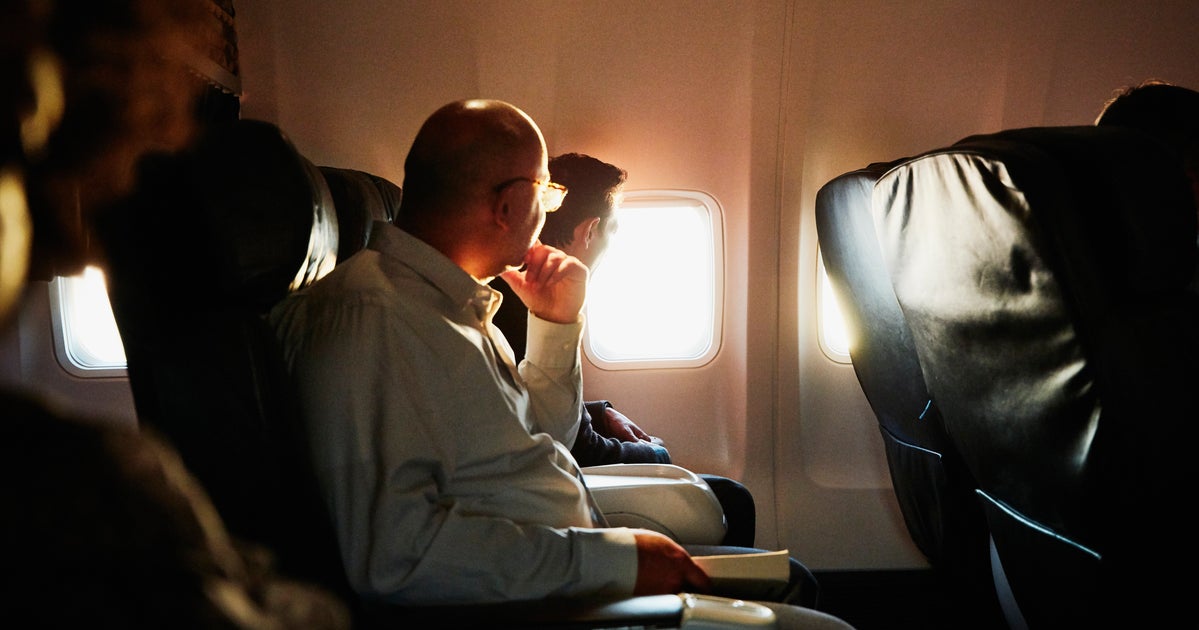 ‘Rawdogging’ Flights: What Is The Wild Travel Trend? ‘Rawdogging’ Flights: What Is The Wild Travel Trend?