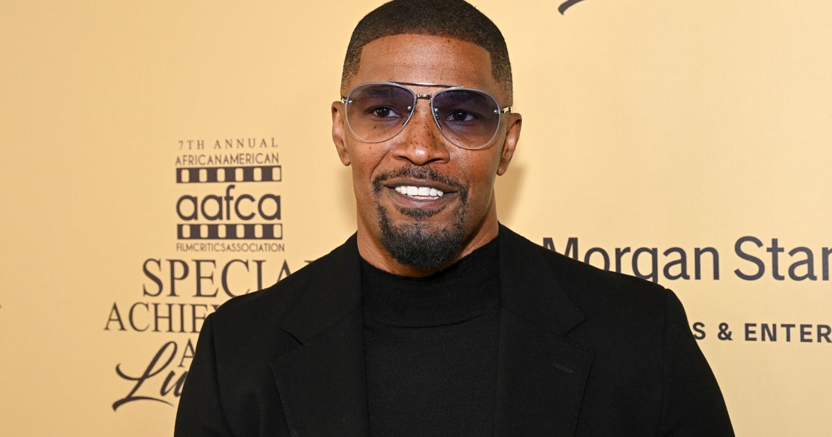 Jamie Foxx Reveals Details About Mysterious Hospitalization | HuffPost ...