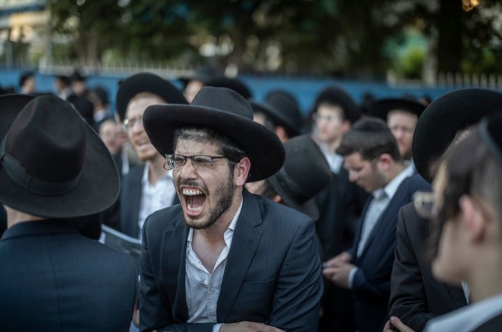 Υπερορθόδοξων Εβραίος φωνάζει κατά την διάρκεια συγκέντρωσης διαμαρτυρίας στην Ιερουσαλήμ (27 Ιουνίου) κατά την υποχρεωτικής θητείας στον στρατό