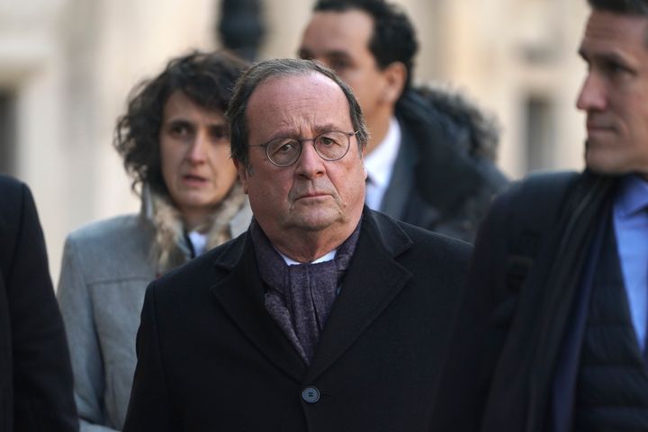Ο πρώην πρόεδρος της Γαλλίας και υποψήφιος βουλευτής με το νέο Λαϊκό Μέτωπο Φρανσουά Ολάντ.