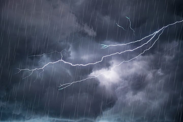 Καταιγίδες και βροχή (φωτογραφία αρχείου)