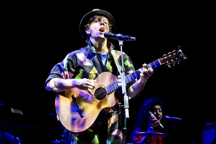 Jason Mraz first addressed his bisexuality in a 2018 interview with Billboard.