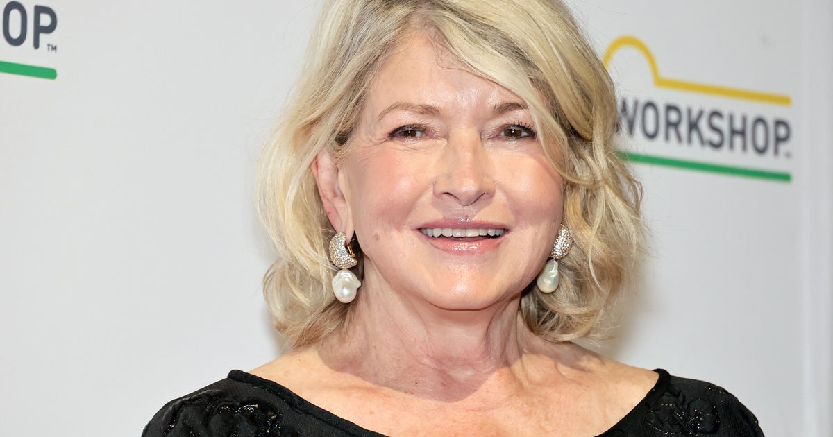 Martha Stewart Defends Herself Against ‘Harsh’ Comments Over Living Room Redesign