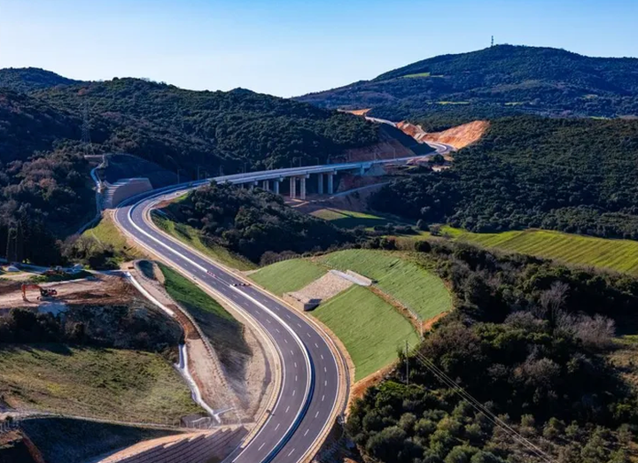 Η Αμβρακία Οδός