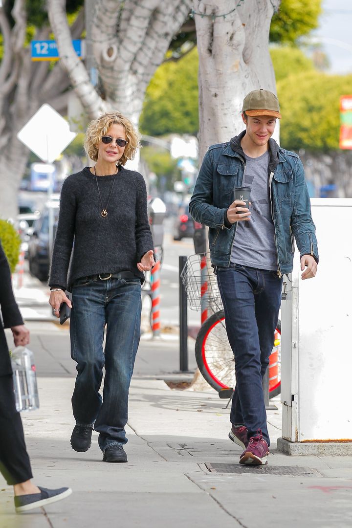 Jack Quaid, à direita, com a mãe Meg Ryan em 2016.