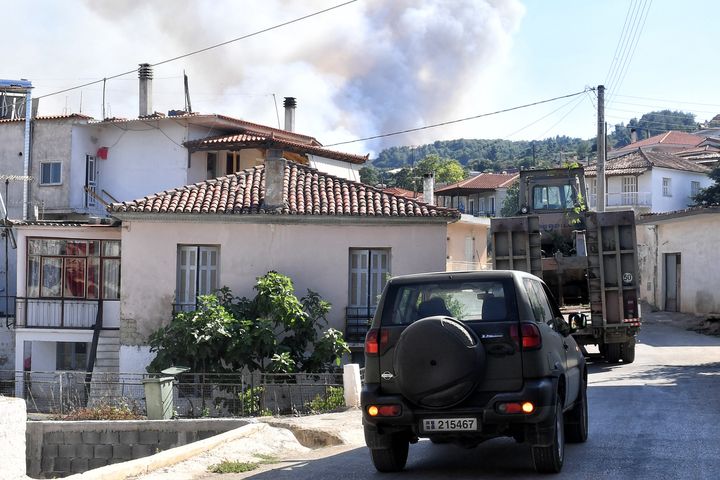 Μεγάλη πυρκαγιά ξέσπασε το μεσημέρι στην περιοχή Στιμάγκα Κορινθίας. Μέχρι αυτήν την ώρα οι δυνάμεις της Πυροσβεστικής δίνουν μάχη, καθώς μαίνεται ανεξέλεγκτη, Πέμπτη 11 Ιουλίου 2024 (ΒΑΣΙΛΗΣ ΨΩΜΑΣ/EUROKINISSI)