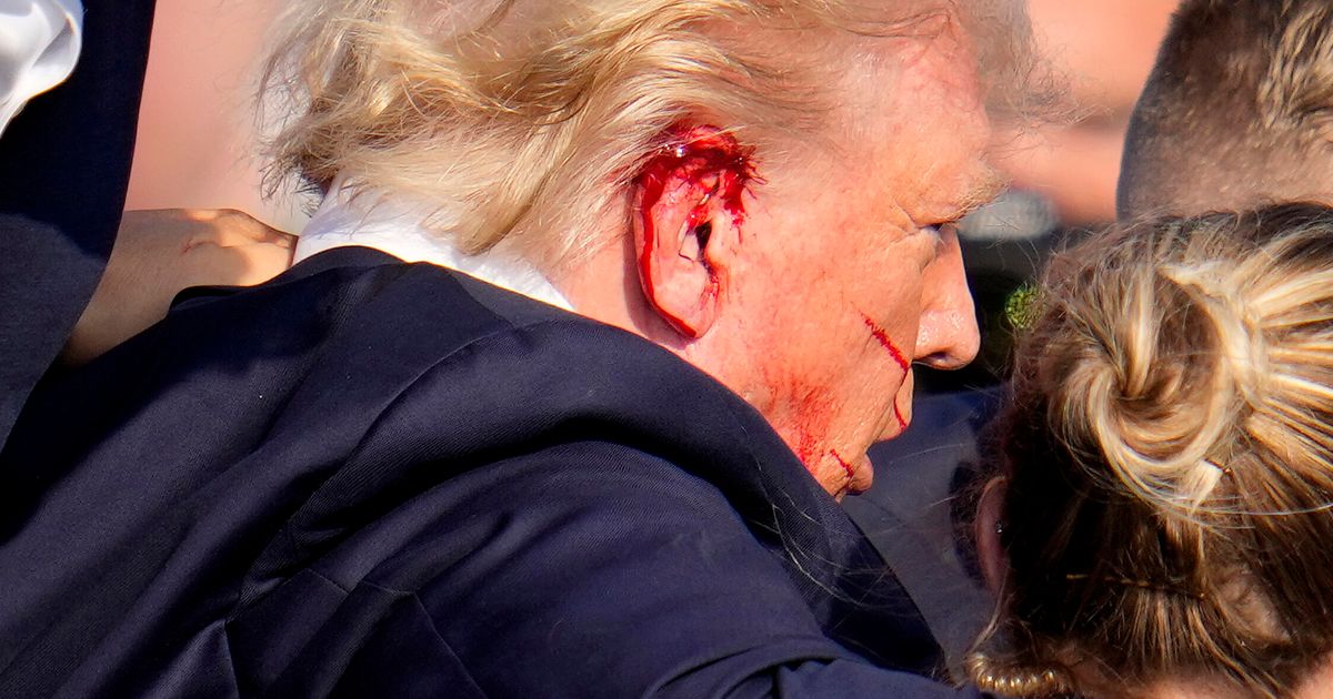 Shocking Photo Captures The Moment A Bullet Whizzed By Donald Trump At Rally