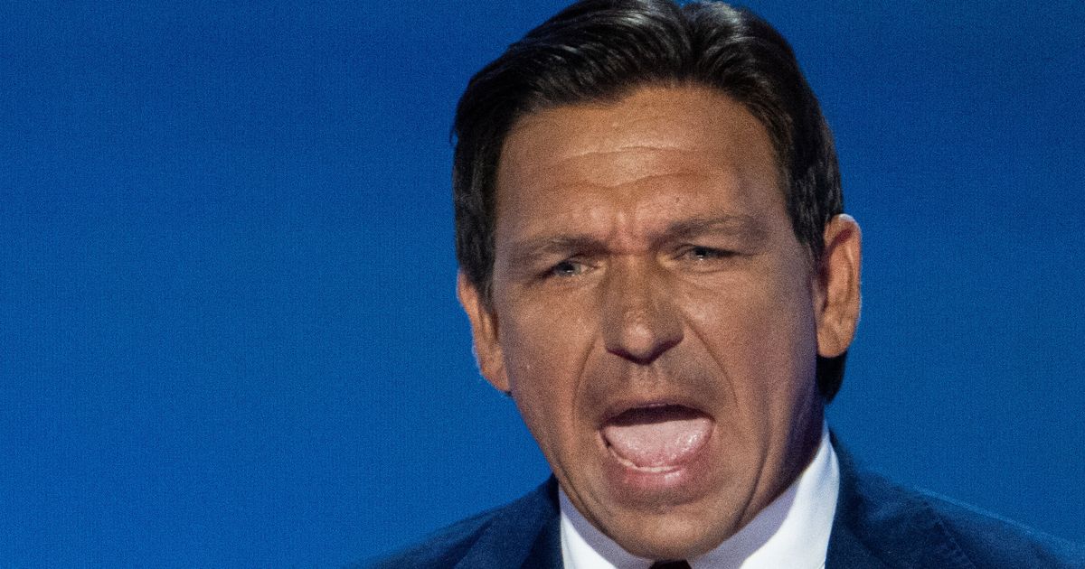 Ron DeSantis' Weirdest Habit Is Creeping People Out All Over Again After RNC Speech