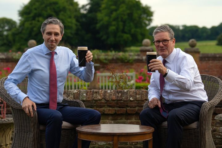 Keir Starmer and Irish Taoiseach Simon Harris drink a pint of Guinness each at Chequers ahead of the European Political Community summit.