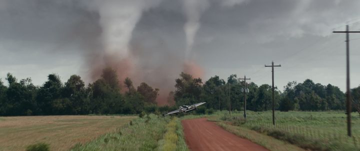 Eine Szene aus dem neuen Film "Tornados," Lose mit dem Film von 1996 verbunden "Twister."