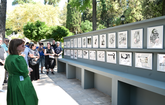 Έργα από τη μεγάλη Έκθεση για τη Μεταπολίτευση, που θα παρουσιαστεί από τις 14 έως τις 19 Οκτωβρίου στο μετρό του Συντάγματος, σε επιμέλεια των Γιάννη Αντωνόπουλου και Σπύρου Δερβενιώτη.