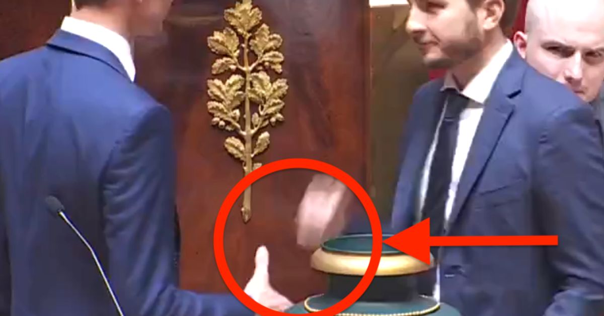 Politician Swerves Handshake With Far-Right Rival Using Exquisite Move