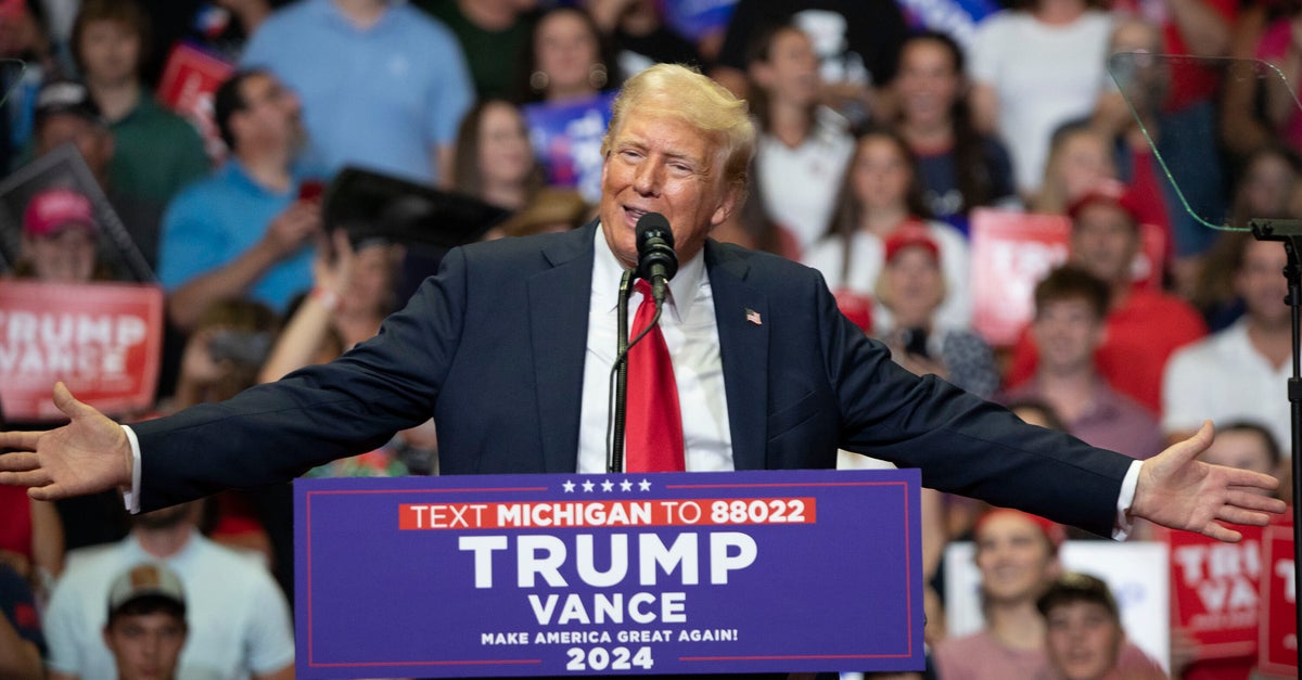 NextImg:Donald Trump Says He 'Absolutely' Wants To Debate Kamala Harris