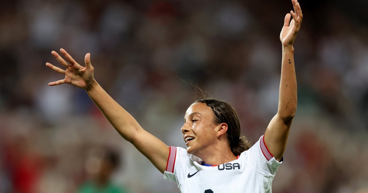 NextImg:Fans Gush Over Mallory Swanson After U.S. Wins First Olympic Soccer Match