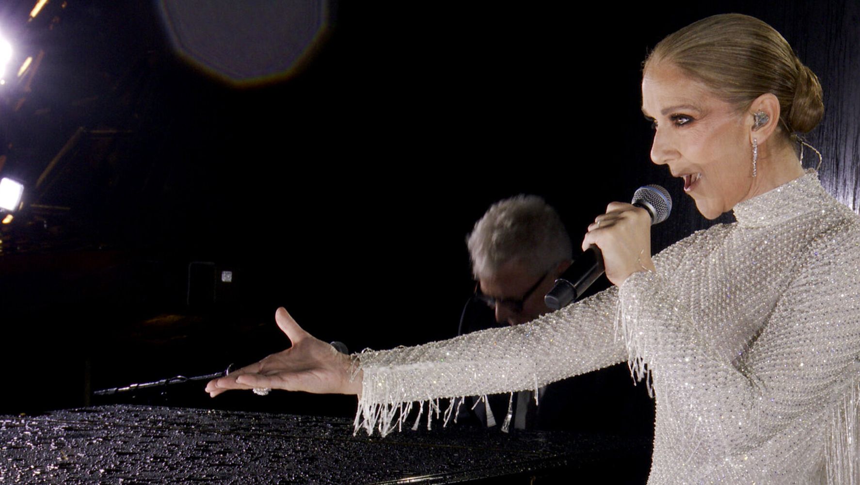 Celine Dion Gives Spectacular Performance On Eiffel Tower | HuffPost  Entertainment