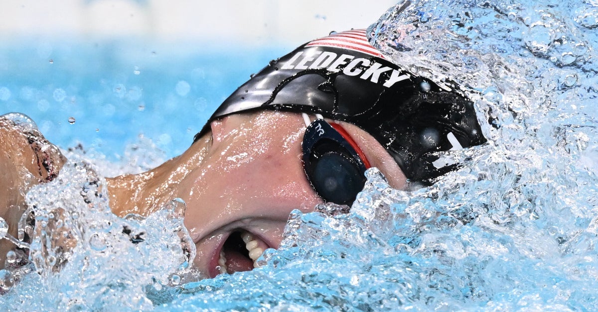 NextImg:Fans React To Katie Ledecky's Resounding Loss To Ariarne Titmus At Olympics