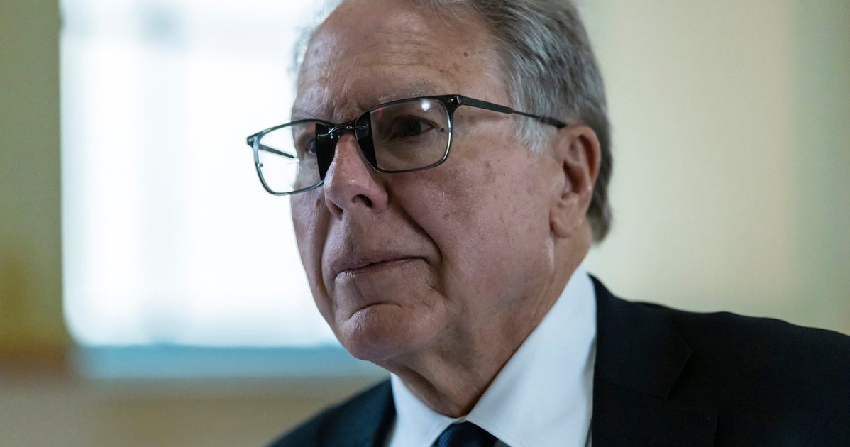 NextImg:Former NRA Head Wayne LaPierre Banned From Group For 10 Years