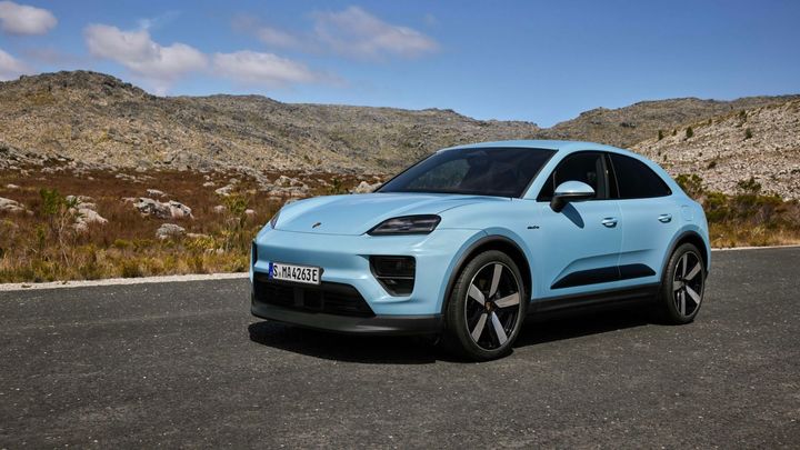 Η νέα, αμιγώς ηλεκτρική Porsche Macan ανανεωμένη και πανίσχυρη.