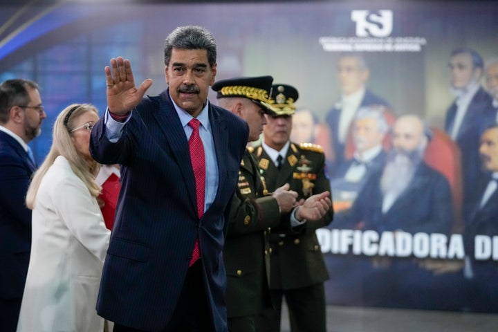 Venezuela’s Maduro Asks Professional-Authorities Supreme Courtroom To Audit His Disputed Election Venezuela’s Maduro Asks Professional-Authorities Supreme Courtroom To Audit His Disputed Election