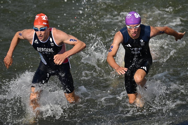Olympians Say Swimming In The Seine Left A Dangerous Style In Their Mouths… Actually – The Boston Courier Olympians Say Swimming In The Seine Left A Dangerous Style In Their Mouths… Actually – The Boston Courier