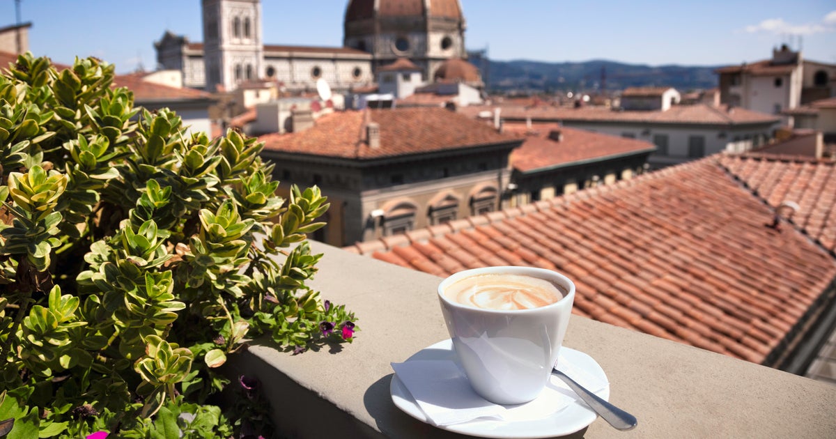 NextImg:Why You Should Never Drink Cappuccino After 11 A.M. (And Other Italian Food Rules)