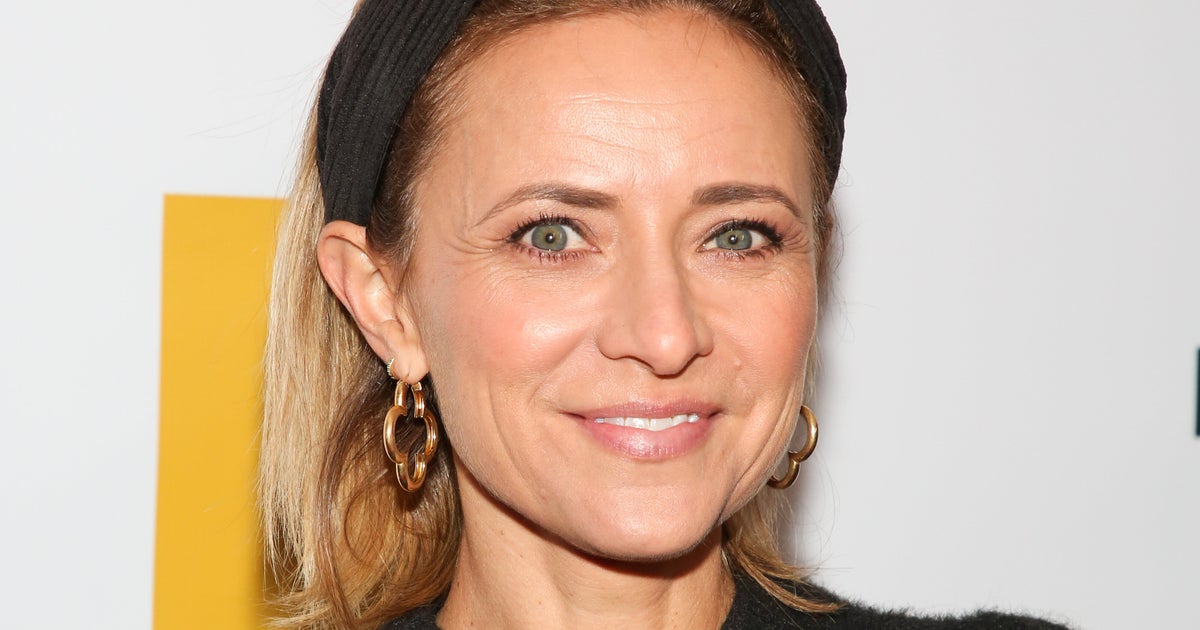 NextImg:Christine Lakin Claims Poking Fun At 'Fuller House' Star’s Brother Got Her Axed From Show