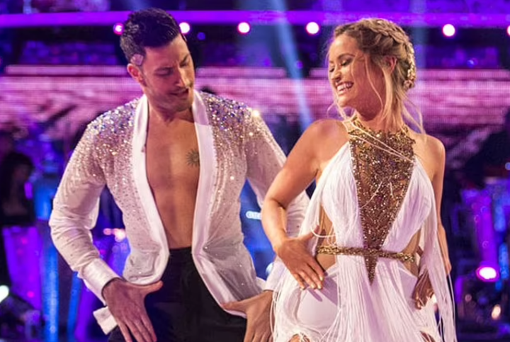 Giovanni Pernice and Laura Whitmore dancing together in 2016