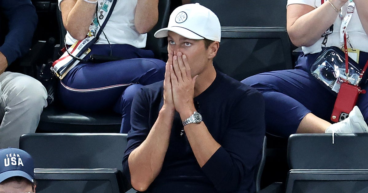 NextImg:Tom Brady's Extreme Reaction To Simone Biles' Acrobatics Needs To Be Seen