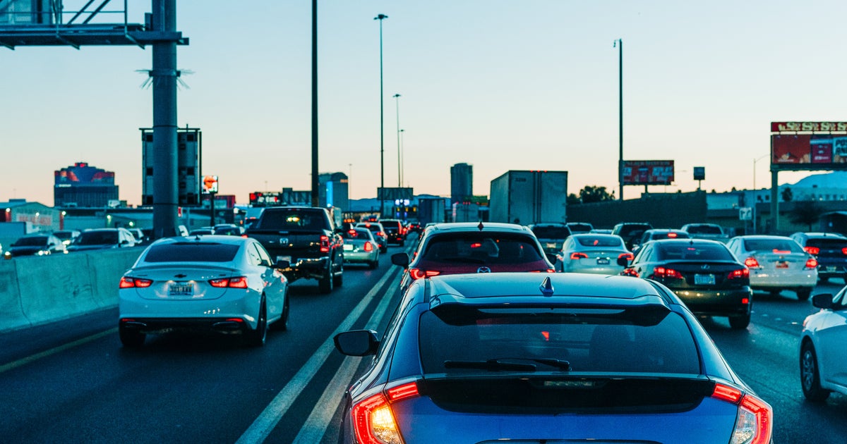 NextImg:This Is The Hour You're Most Likely To Get In A Car Accident