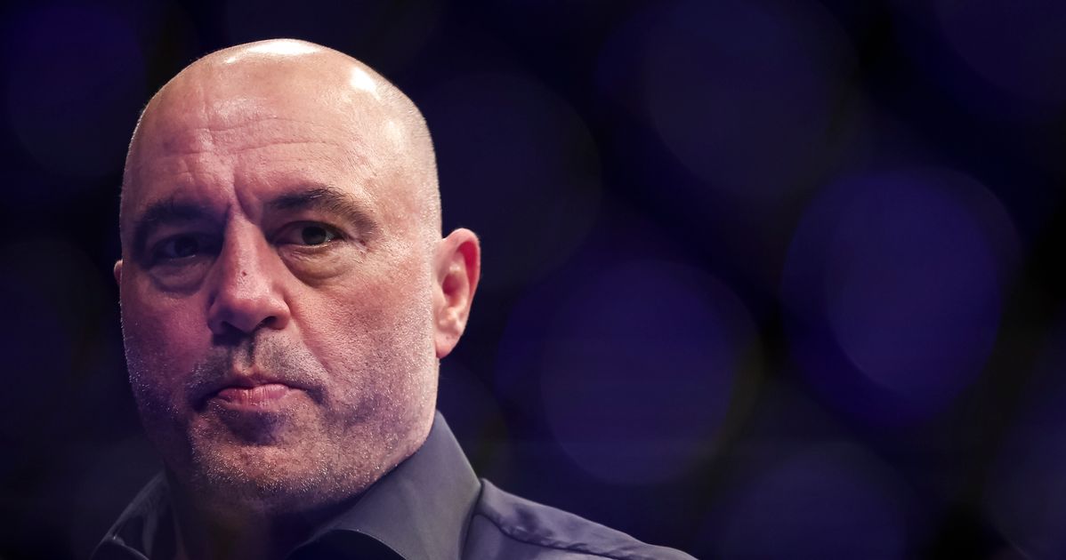 Joe Rogan Criticized For COVID And Trans Jokes On Netflix